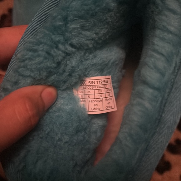 Blue Low Rise Ugg Boots - Picture 4 of 4